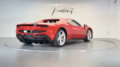 Photo 23 Ferrari 296 GTB  3.0 Turbo V6 Hybride 830 ch