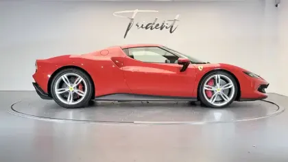 Photo 22 Ferrari 296 GTB  3.0 Turbo V6 Hybride 830 ch