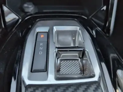 Photo 55 Peugeot 208  Hybrid 145 e-DCS6