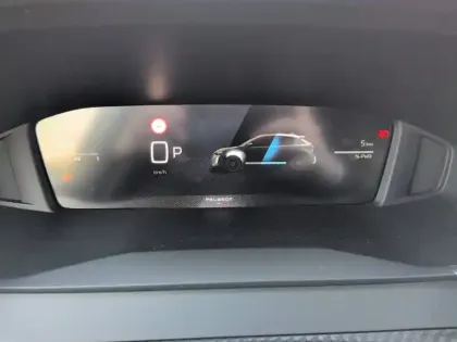 Photo 30 Peugeot 208  Hybrid 145 e-DCS6