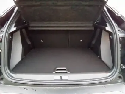 Photo 49 Peugeot 2008  Hybrid 145 e-DCS6