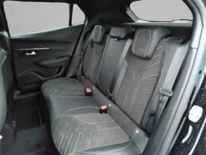 Photo 33 Peugeot 2008  Hybrid 145 e-DCS6