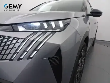 Photo 60 Peugeot 5008  Hybrid 136 e-DCS6