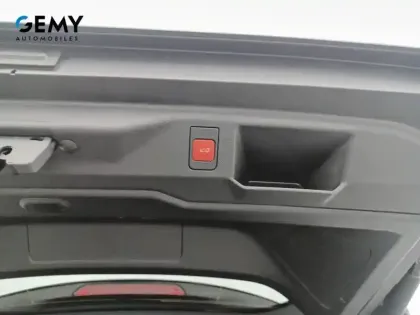 Photo 68 Peugeot 5008  Hybrid 136 e-DCS6
