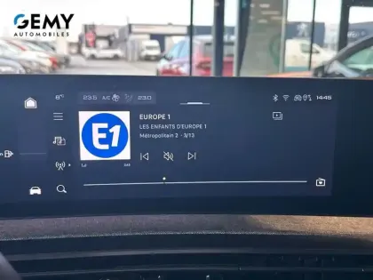 Photo 17 Peugeot 5008  Hybrid 136 e-DCS6