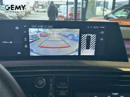 Photo 23 Peugeot 5008  Hybrid 136 e-DCS6