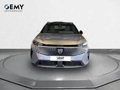 Photo 28 Peugeot 5008  Hybrid 136 e-DCS6