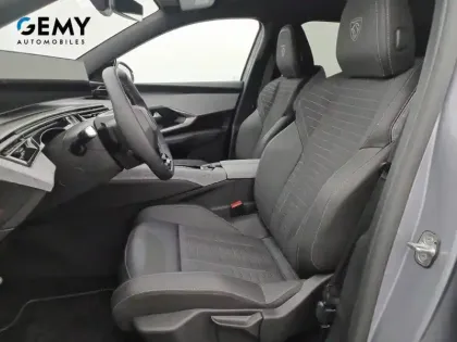 Photo 64 Peugeot 5008  Hybrid 136 e-DCS6