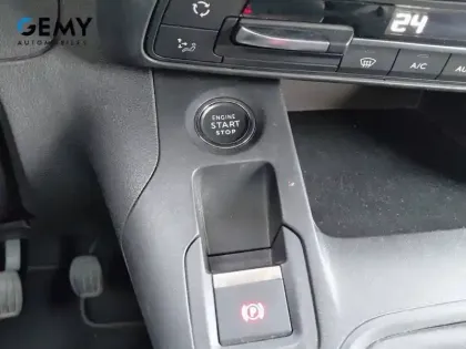 Photo 16 Peugeot Rifter  Standard BlueHDi 130 S&S BVM6 5pl