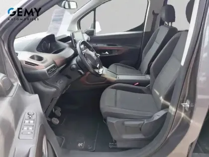 Photo 8 Peugeot Rifter  Standard BlueHDi 130 S&S BVM6 5pl