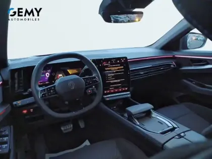 Photo 7 Renault Espace  E-Tech full hybrid 200 GSR2