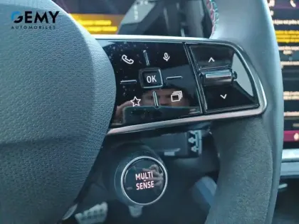 Photo 15 Renault Espace  E-Tech full hybrid 200 GSR2