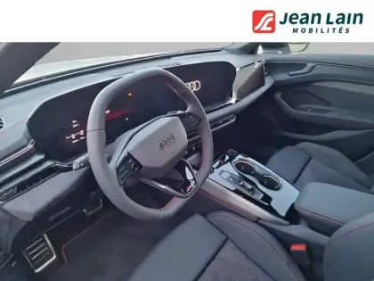 Photo 10 Audi A6  Avant e-hybrid 367 ch S tronic 7 Quattro