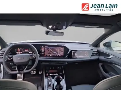 Photo 17 Audi A6  Avant e-hybrid 367 ch S tronic 7 Quattro