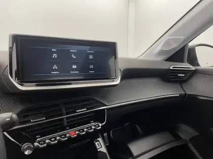 Photo 89 Peugeot 208  PureTech 100 S&S BVM6