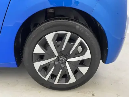 Photo 15 Peugeot 208  PureTech 100 S&S BVM6