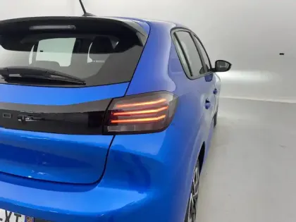 Photo 23 Peugeot 208  PureTech 100 S&S BVM6