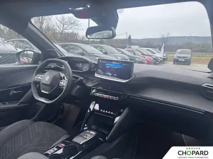 Photo 33 Peugeot 208  Electrique 54 kWh 156ch