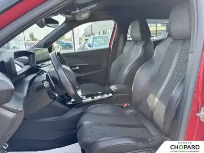 Photo 108 Peugeot 2008  PureTech 130 S&S EAT8