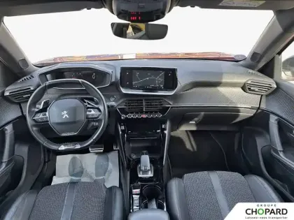 Photo 87 Peugeot 2008  PureTech 130 S&S EAT8