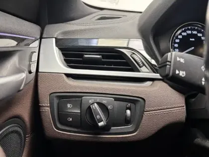 Photo 33 BMW X2  sDrive 18i 136 ch DKG7