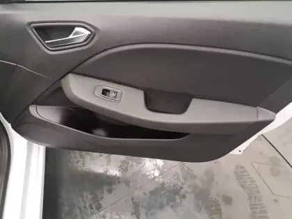 Photo 23 Renault Clio  SCe 65