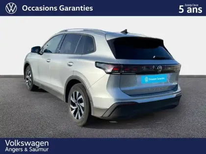 Photo 7 Volkswagen Tiguan  1.5 eTSI 131ch DSG7