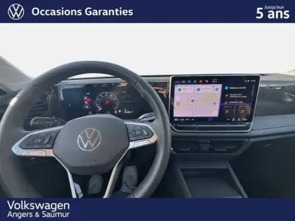 Photo 10 Volkswagen Tiguan  1.5 eTSI 131ch DSG7