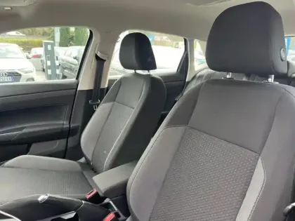 Photo 32 Volkswagen Polo  1.0 TSI 95 S&S DSG7