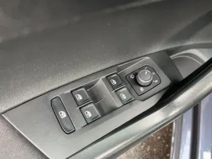 Photo 27 Volkswagen Polo  1.0 TSI 95 S&S DSG7