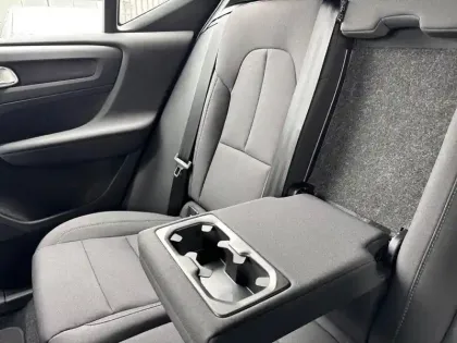 Photo 23 Volvo Ex40  Single Extended Range 252 ch 1EDT