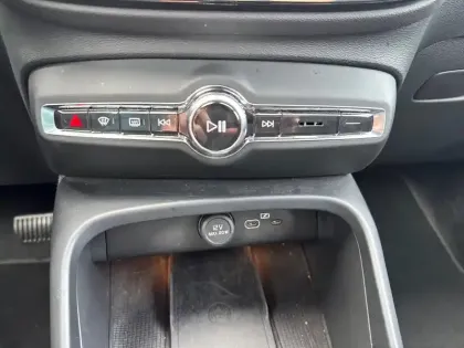 Photo 15 Volvo Xc40  B3 163 ch DCT7