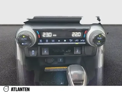 Photo 13 Toyota Rav4  Hybride 218 ch 2WD