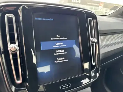 Photo 14 Volvo Xc40  D4 AWD AdBlue 190 ch Geartronic 8