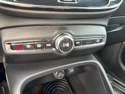 Photo 15 Volvo Xc40  D4 AWD AdBlue 190 ch Geartronic 8