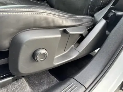 Photo 20 Volvo Xc40  D4 AWD AdBlue 190 ch Geartronic 8