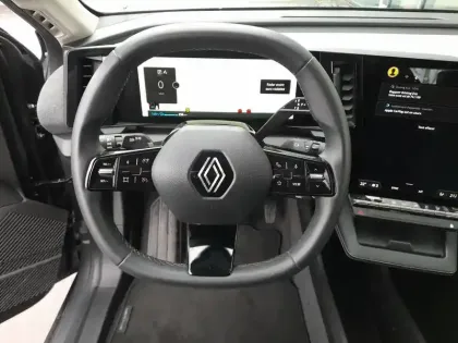 Photo 24 Renault Megane  E-Tech ER EV60 130ch optimum charge