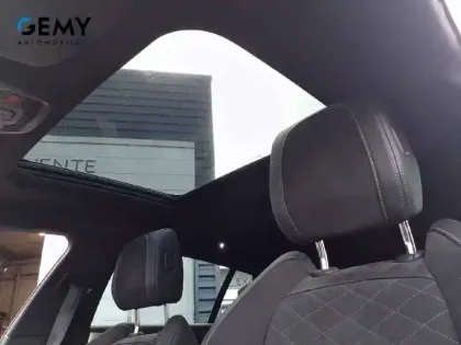 Photo 29 Peugeot 508  SW Hybrid4 360 e-EAT8 Peugeot Sport Engineered