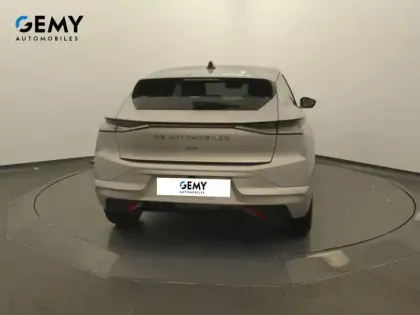 Photo 27 DS DS 4 N°4 Hybride 145 e-DCT6