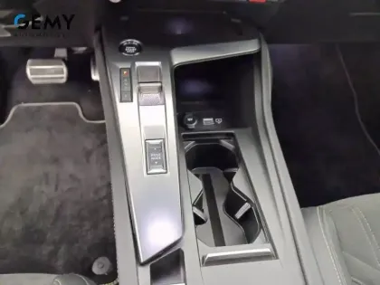 Photo 13 Peugeot 308  SW PHEV 180 e-EAT8