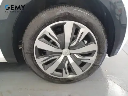 Photo 10 Peugeot 208  Electrique 50 kWh 136ch