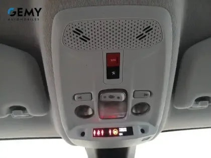 Photo 15 Peugeot 208  Electrique 50 kWh 136ch