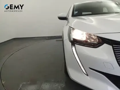 Photo 19 Peugeot 208  Electrique 50 kWh 136ch