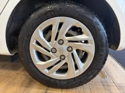 Photo 17 Hyundai I10  1.0 67 ECO