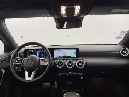 Photo 26 Mercedes Classe A  200 7G-DCT