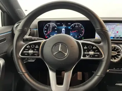 Photo 22 Mercedes Classe A  200 7G-DCT