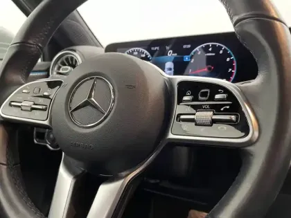 Photo 23 Mercedes Classe A  200 7G-DCT