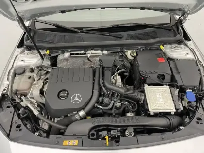 Photo 19 Mercedes Classe A  200 7G-DCT