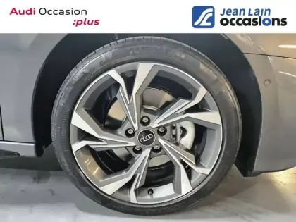 Photo 8 Audi A3  Sportback TFSI e Hybride rechargeable 204 S tronic 6