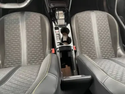 Photo 29 Peugeot 208  Electrique 50 kWh 136ch